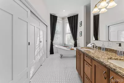 2335 Whittemore Place, Saint Louis, MO 63104 - Photo 25
