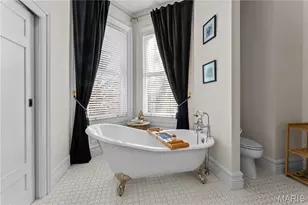 2335 Whittemore Pl, Saint Louis, MO 63104 - Photo 25