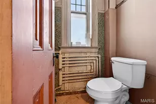 1827 S Compton Ave, Saint Louis, MO 63104 - Photo 21