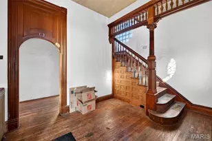 1827 S Compton Ave, Saint Louis, MO 63104 - Photo 3