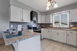 2520 Fair Oaks Dr, Saint Charles, MO 63301 - Photo 29