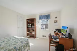 1529 Woodroyal E Dr, Chesterfield, MO 63017 - Photo 13