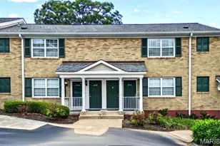 9192 Wrenwood Ln, Brentwood, MO 63144 - Photo 1