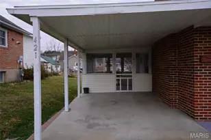 421 W 9th St, Hermann, MO 65041 - Photo 5