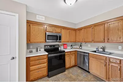 741 Ridgeside Drive #B, Ballwin, MO 63021 - Photo 13
