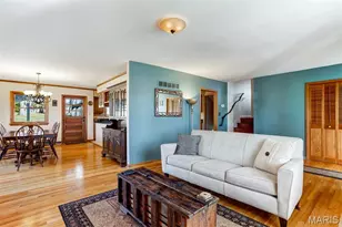 1321 Marbendale Ct, Kirkwood, MO 63122 - Photo 15