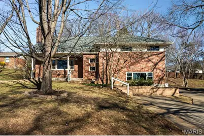 1321 Marbendale Court, Kirkwood, MO 63122 - Photo 3