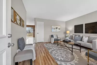 4046 Del Lago Drive, Florissant, MO 63034 - Photo 3