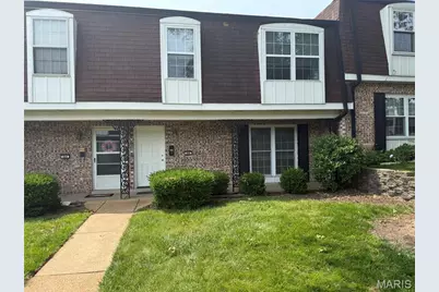 846 Dumont Place, Saint Louis, MO 63125 - Photo 1