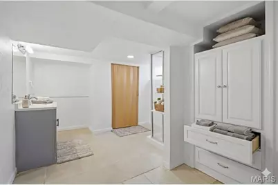 10239 Driver Avenue, Overland, MO 63114 - Photo 31