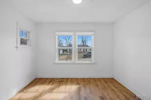 10239 Driver Ave, Overland, MO 63114 - Photo 17