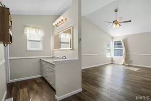 211 Butternut Stage Dr, Saint Peters, MO 63376 - Photo 15