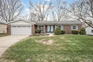 2909 Cypress Dr, Saint Charles, MO 63301 - Photo 1