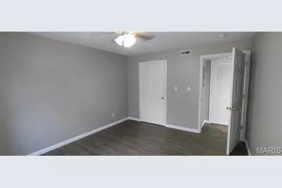 1201 Spring Creek Lane, O'Fallon, MO 63368 - Photo 7