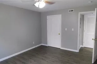 1201 Spring Creek Ln, O'Fallon, MO 63368 - Photo 7