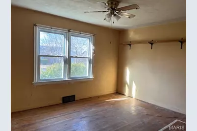 907 Oak Drive, Fenton, MO 63026 - Photo 9