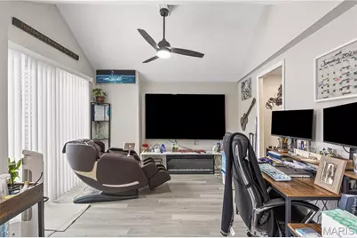 461 Scenic Drive, Riverview, MO 63137 - Photo 15