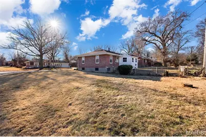 1201 Ensley, Moline Acres, MO 63137 - Photo 33