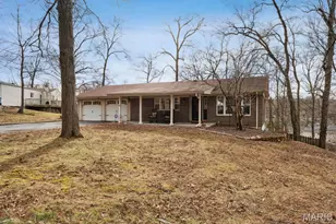 557 Happy Ct, Ballwin, MO 63011 - Photo 37