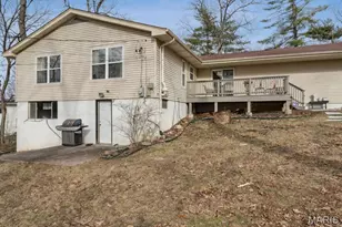 557 Happy Ct, Ballwin, MO 63011 - Photo 31