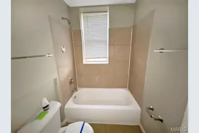 6220 Vermont Avenue, Saint Louis, MO 63111 - Photo 5