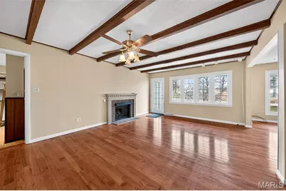 208 Mexico Road, Wentzville, MO 63385 - Photo 5