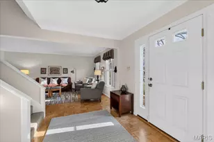 8019 Crescent Dr, Saint Louis, MO 63105 - Photo 3