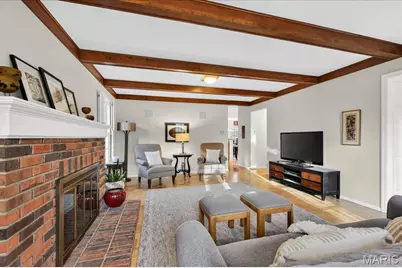 8019 Crescent Drive, Saint Louis, MO 63105 - Photo 13