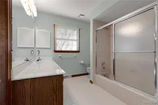 14110 Southmill Ct, Town and Country, MO 63017 - Photo 23