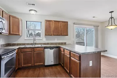 1361 Forest Creek, Saint Peters, MO 63303 - Photo 3