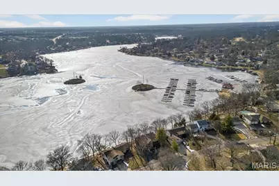 23 Marquette Drive, Lake Saint Louis, MO 63367 - Photo 7