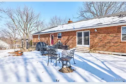 1825 Henke Road, Lake Saint Louis, MO 63367 - Photo 15