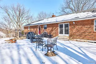 1825 Henke Rd, Lake Saint Louis, MO 63367 - Photo 15