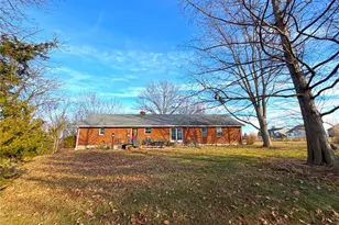 1825 Henke Rd, Lake Saint Louis, MO 63367 - Photo 17