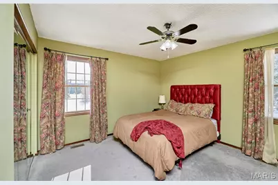 1825 Henke Road, Lake Saint Louis, MO 63367 - Photo 35