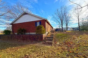 1825 Henke Rd, Lake Saint Louis, MO 63367 - Photo 5