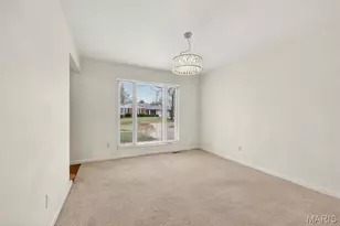 15423 Eaglepass Dr, Saint Louis, MO 63017 - Photo 9