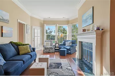 450 E Lockwood Avenue #303, Webster Groves, MO 63119 - Photo 5