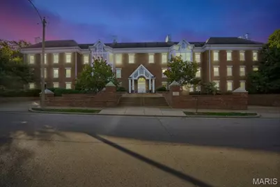 450 E Lockwood Avenue #303, Webster Groves, MO 63119 - Photo 3