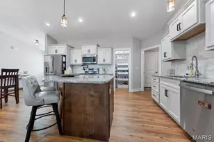 21 Knollwood Ct, Cottleville, MO 63304 - Photo 9