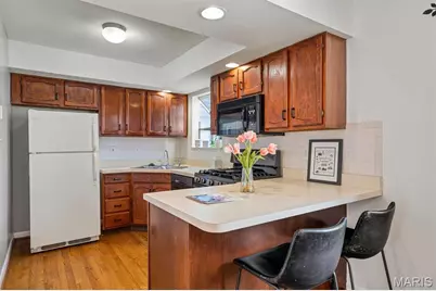 5849 Prince George Court, Saint Louis, MO 63139 - Photo 11