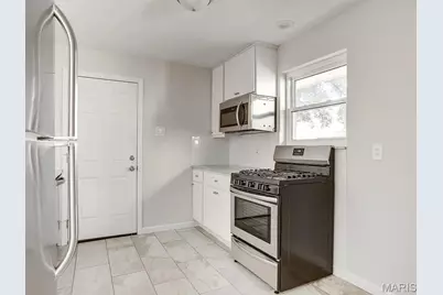 3237 Portis Avenue, Saint Louis, MO 63116 - Photo 13