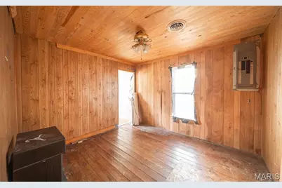 19618 Bean Creek Drive, Licking, MO 65542 - Photo 11