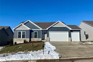 831 Railway Cir, Wentzville, MO 63385 - Photo 1