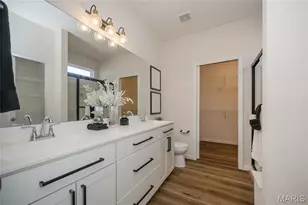 831 Railway Cir, Wentzville, MO 63385 - Photo 31