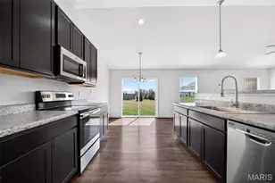 106 Pearl Vista Ct, O'Fallon, MO 63366 - Photo 7