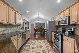 2204 Crown Point Dr, Cape Girardeau, MO 63701 - Photo 13