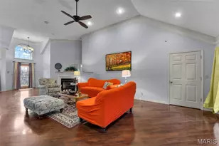 2204 Crown Point Dr, Cape Girardeau, MO 63701 - Photo 9