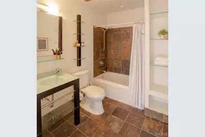4100 Forest Park #303, Saint Louis, MO 63108 - Photo 19