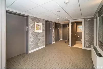 200 S Brentwood Boulevard #21H, Clayton, MO 63105 - Photo 31